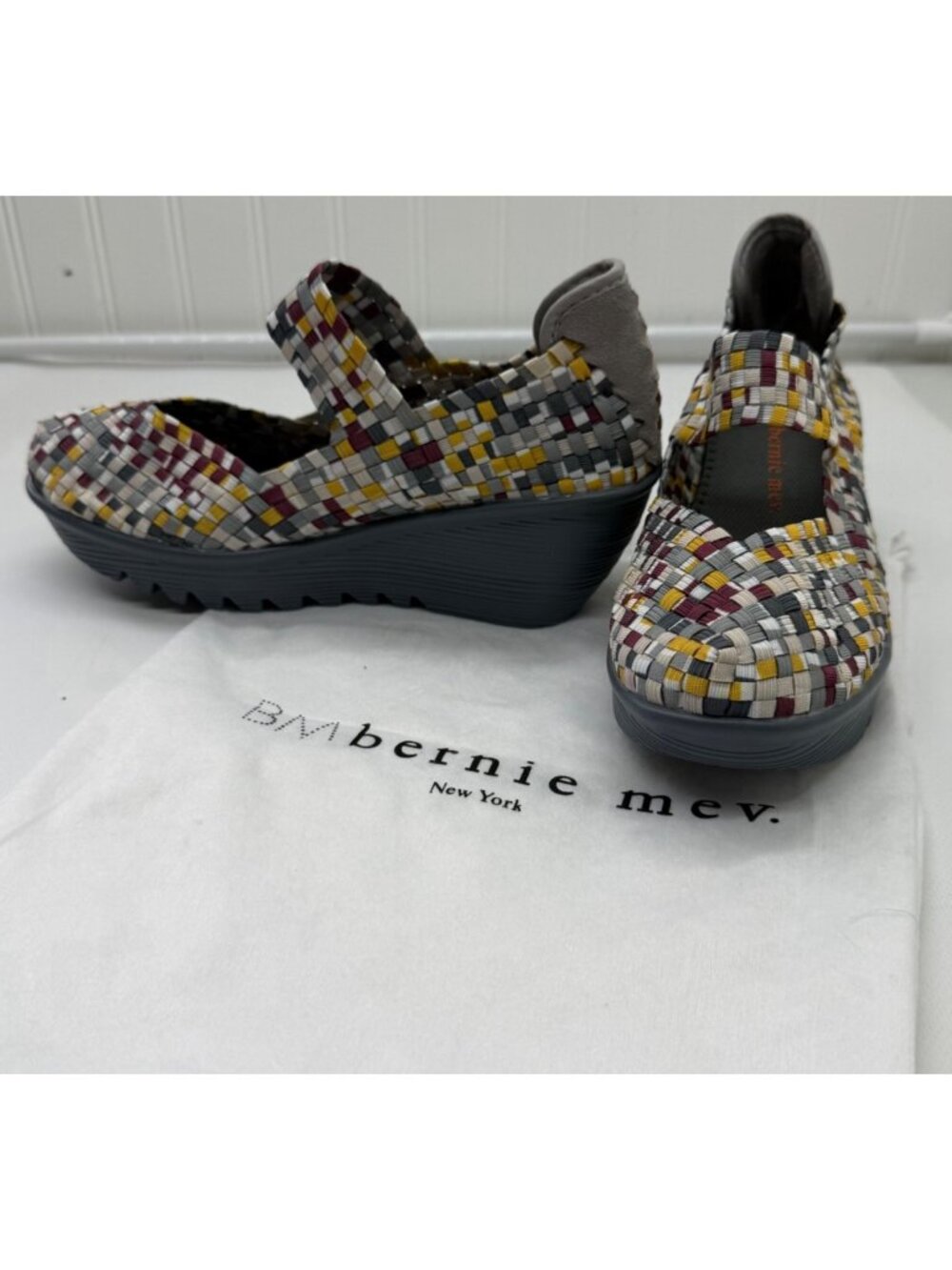 Bernie Mev Lulia EU 40 Woven Mary Jane Wedge Shoes Multicolor NEW